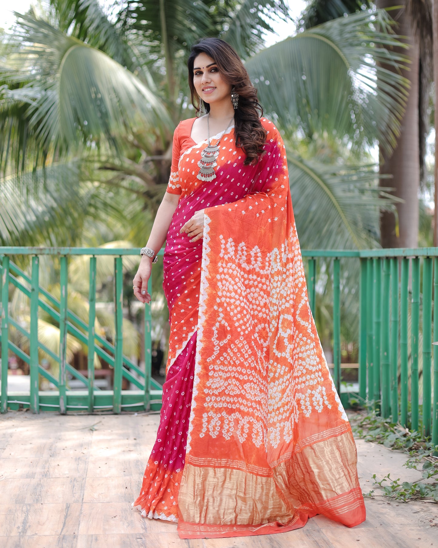 New Premium And High Quality Comfortable Bandhej Silk Drapes That is Super Stylish And Pretty Pink And Orange Saree