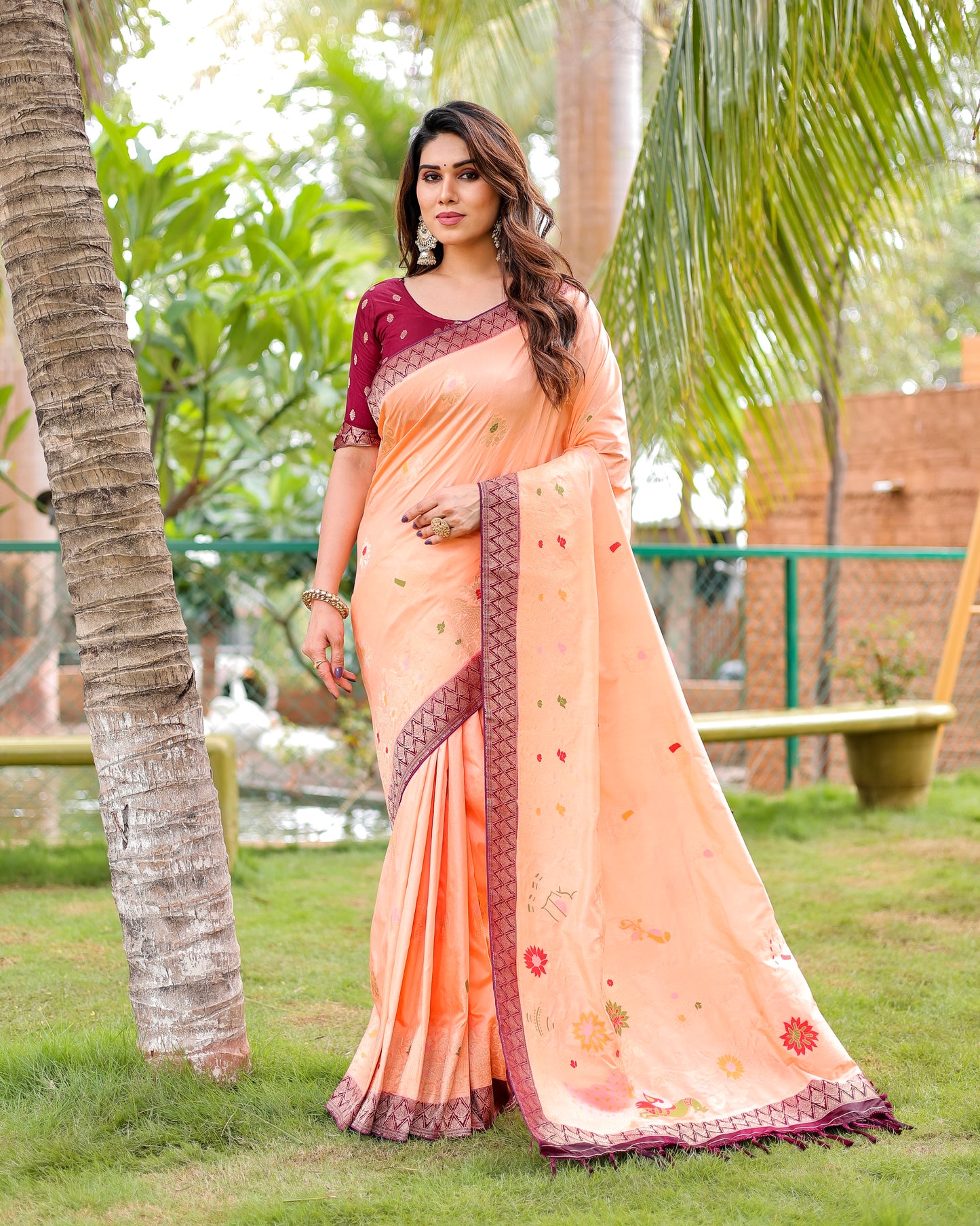 Premium Quality Handpicked & Easy To Drape Dola Silk Light Pink Saree For This Wedding Season