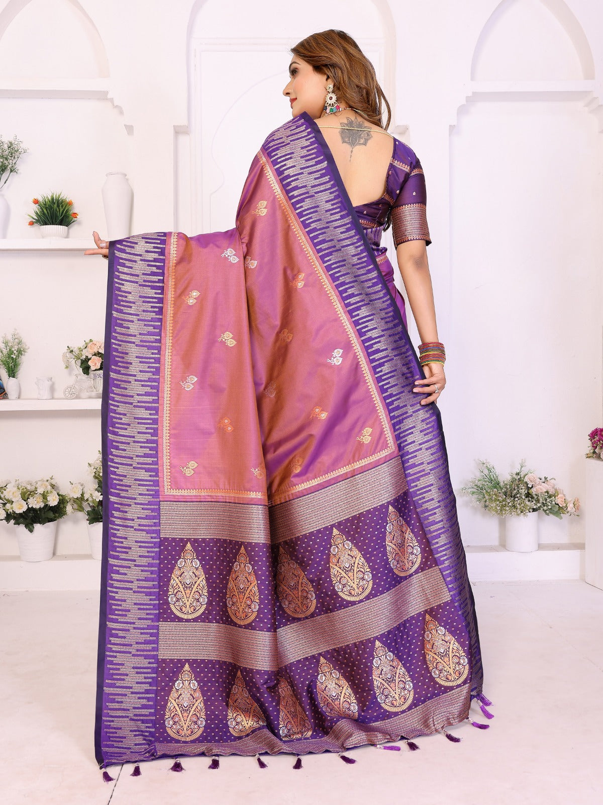 Premium Green South Soft Silk Saree with Rich Zari Weaving Border & Heavy Pallu