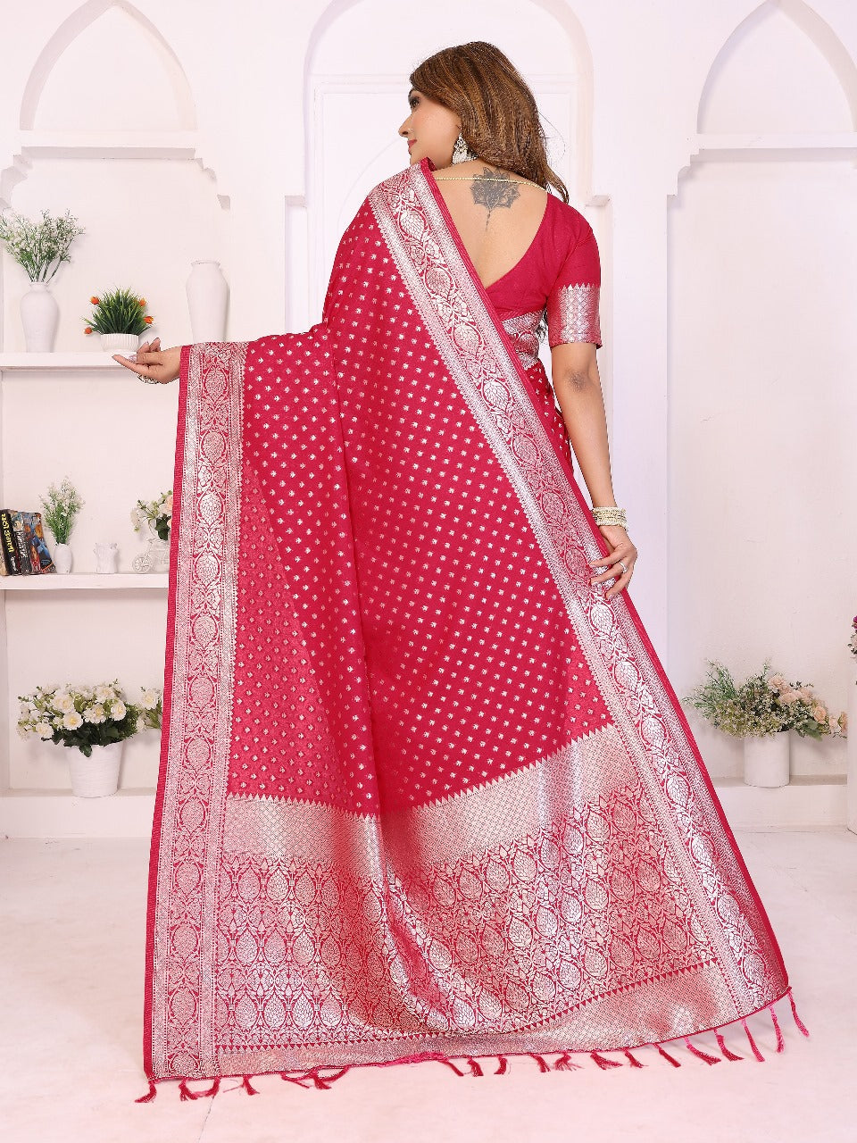 Soft & Lightweight Purple Georgette Silk Saree with Rich Zari Weaving