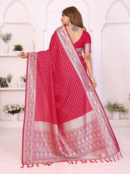 Soft & Lightweight Green Georgette Silk Saree with Rich Zari Weaving