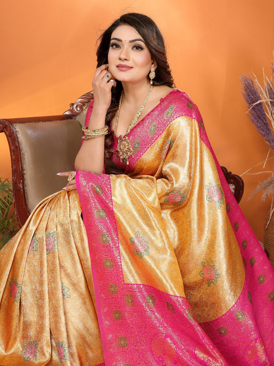 Pure Banarasi Green & Red Tissue Silk Saree with Paithani Border & Pallu