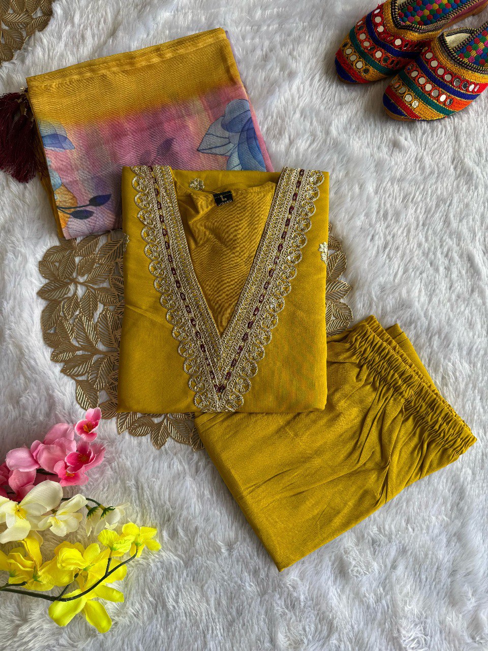 Women's Mustard Yellow Roman Silk Embroidered Kurta Pant Set with Digital Print Chanderi Silk Dupatta